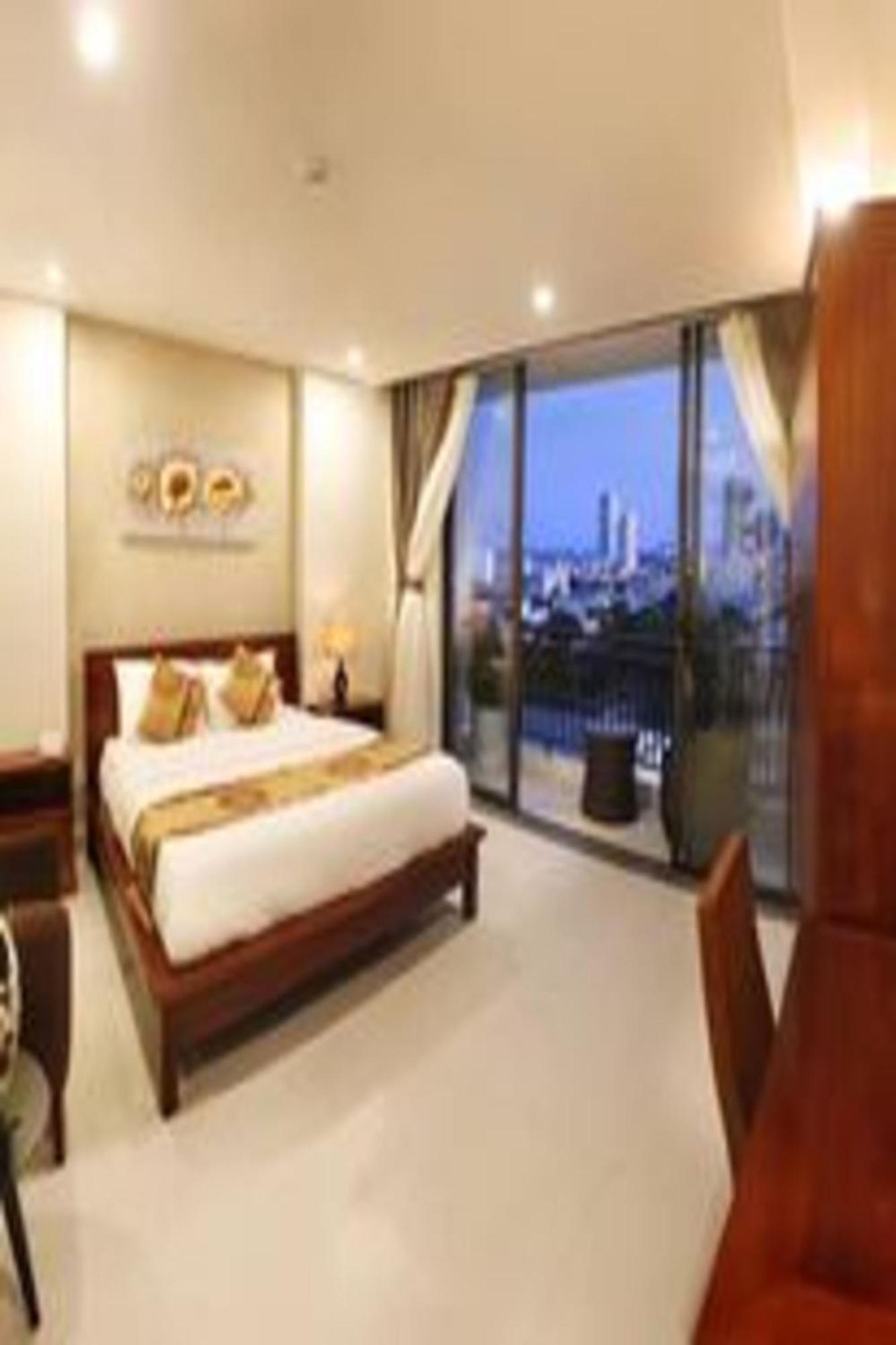 Son Tra Green Hotel & Apartment Da Nang Exteriör bild