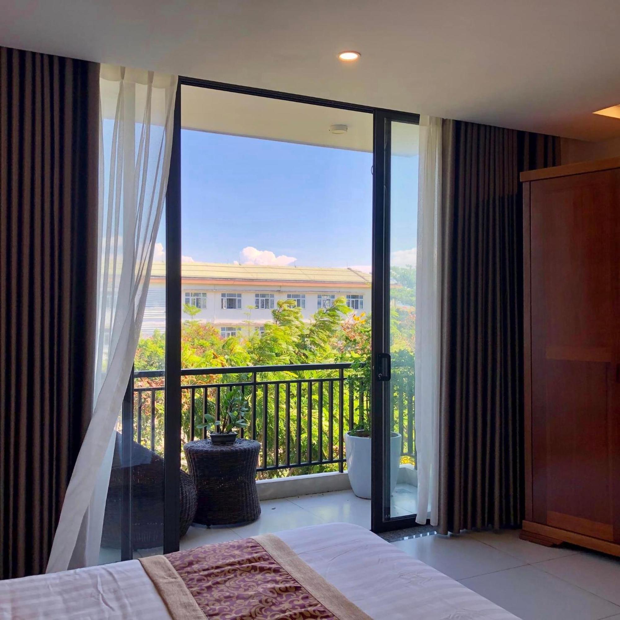Son Tra Green Hotel & Apartment Da Nang Exteriör bild